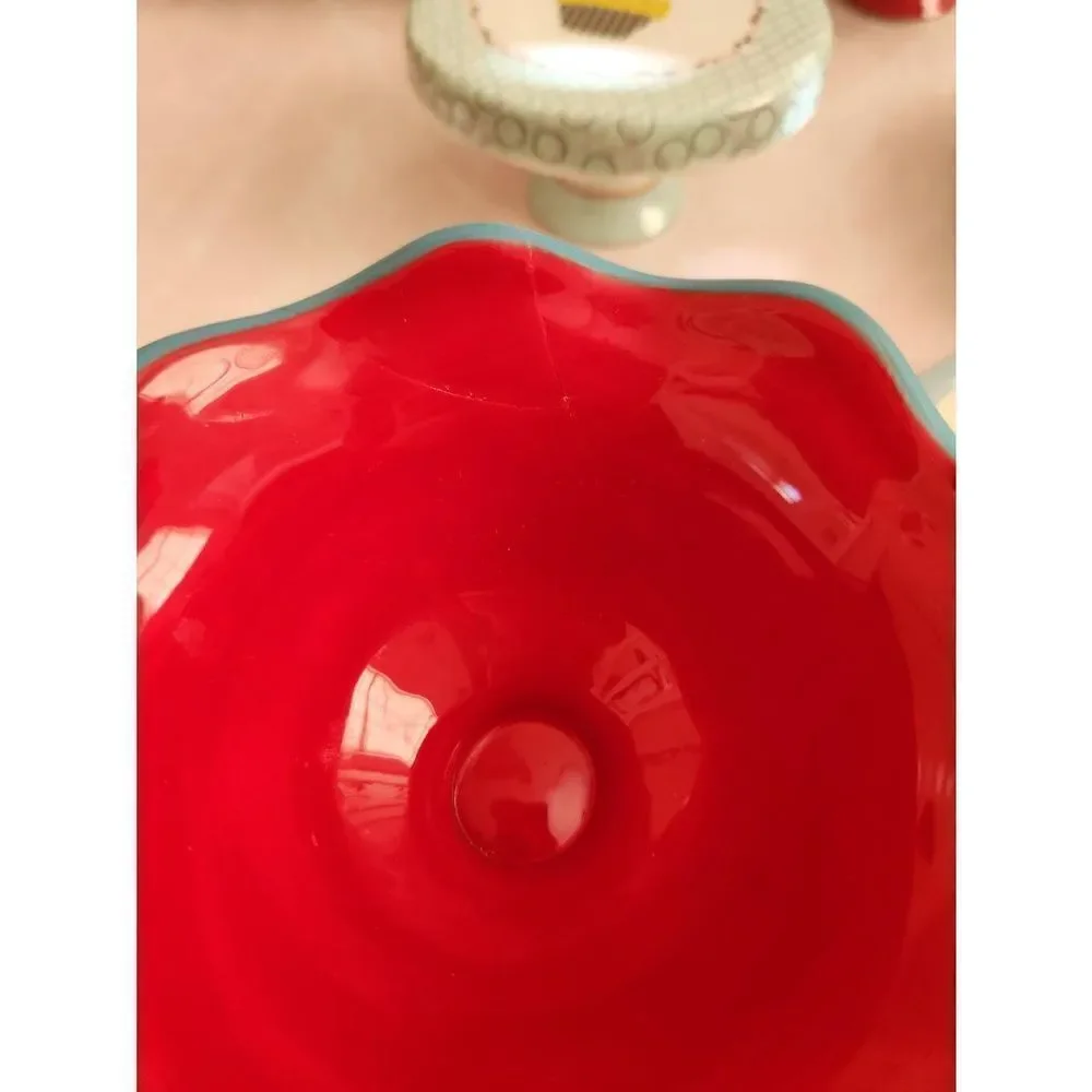 Julia Minasian ceramic cupcake stands pioneer women mini pie plate bundle Joyce